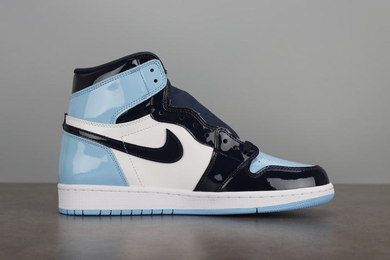 AJ1 RETRO HOGH UNC PATENT “BLUE CHILL”