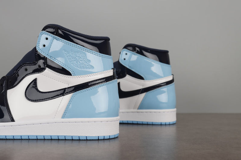 AJ1 RETRO HOGH UNC PATENT “BLUE CHILL”