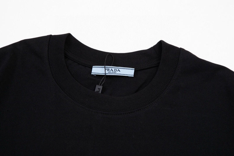 PRADA T-SHIRT