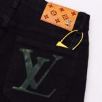 LV JEANS