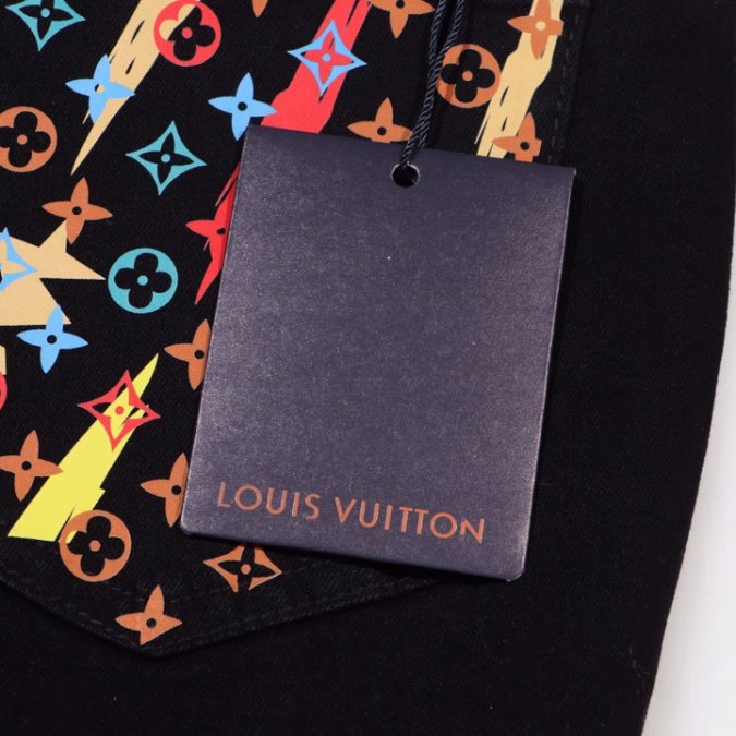 LV JEANS