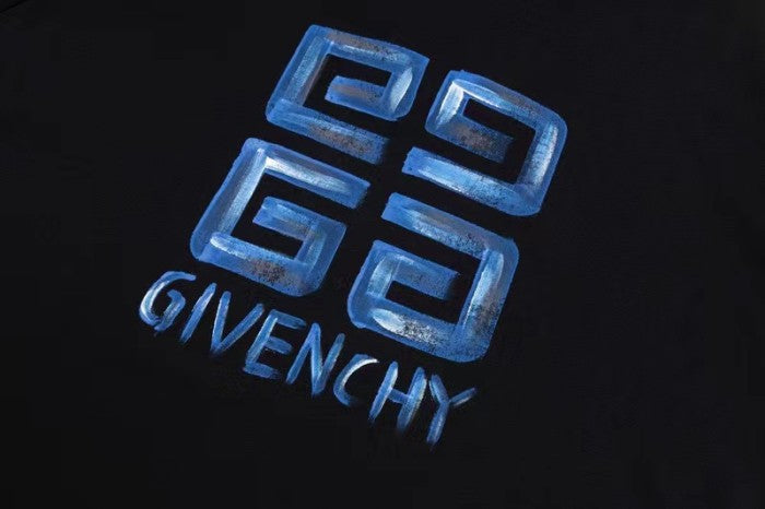 GIVENCHY T-SHIRT