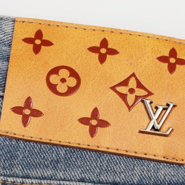 LV JEANS