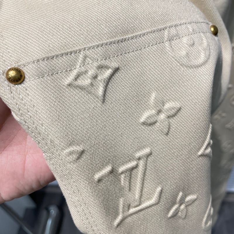 LV JEANS