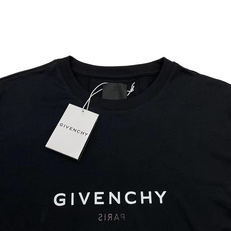 GIVENHCY T-SHIRT