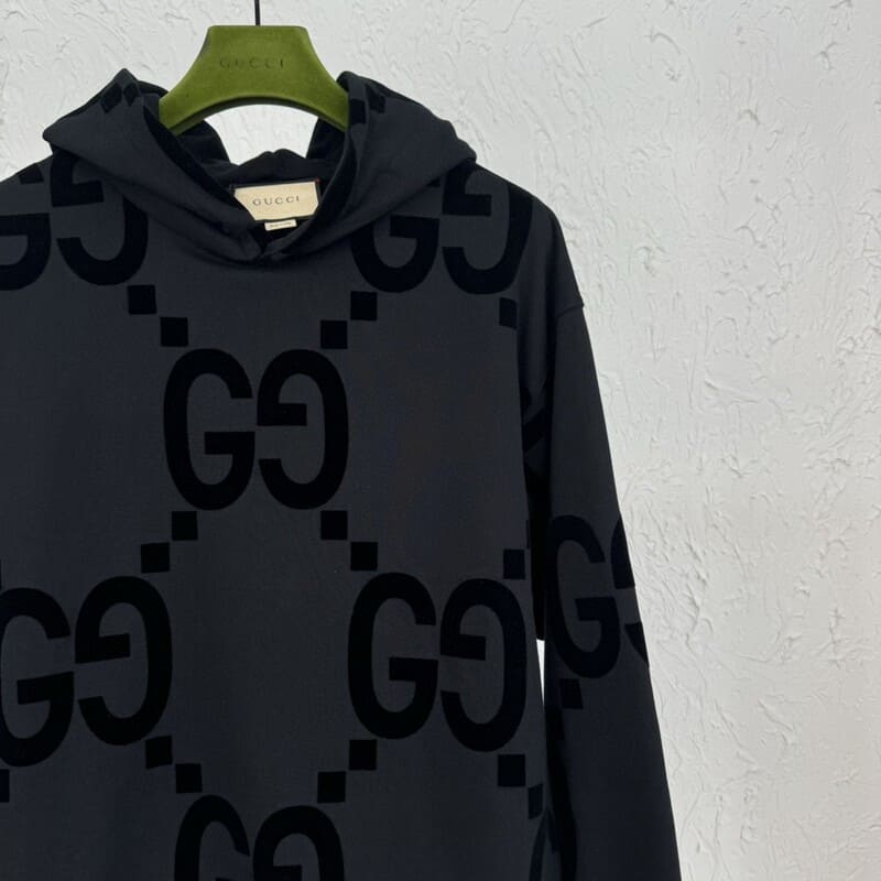 GC TRACKSUIT