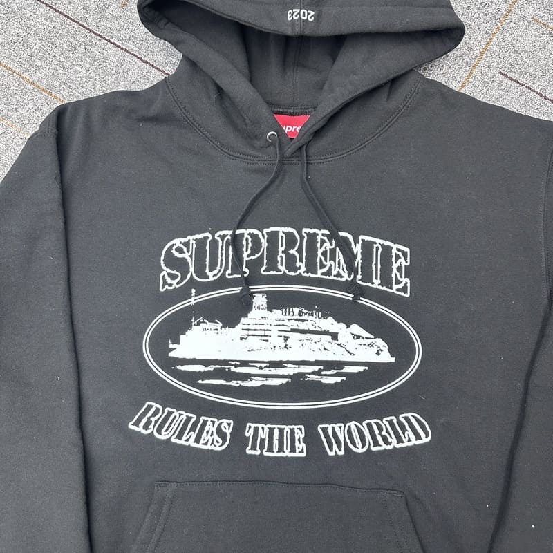 CRTZ X SUPREME HOODIE