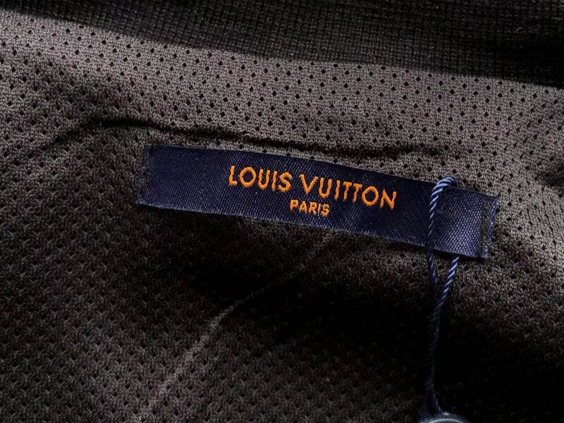 LV TRACKSUIT