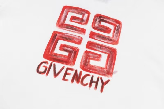 GIVENCHY T-SHIRT