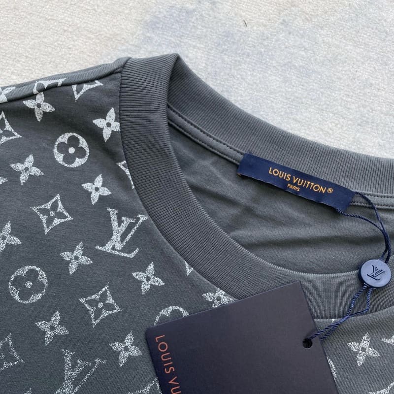 LV T-SHIRT