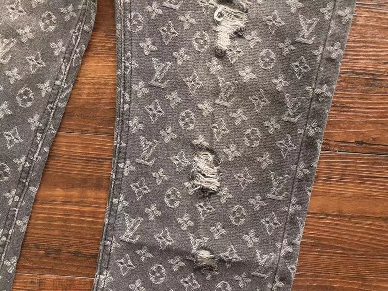 LV JEANS