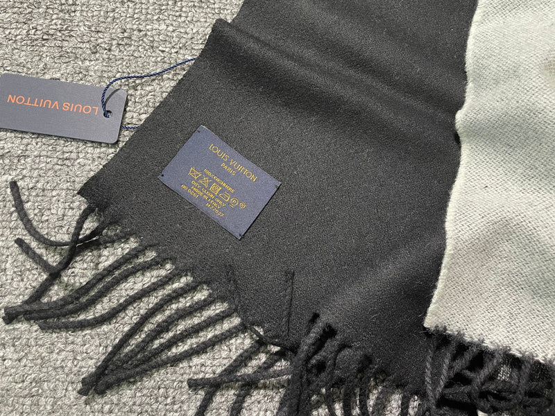 LV SCARF