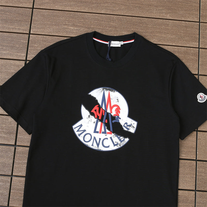 Moncler T-shirt