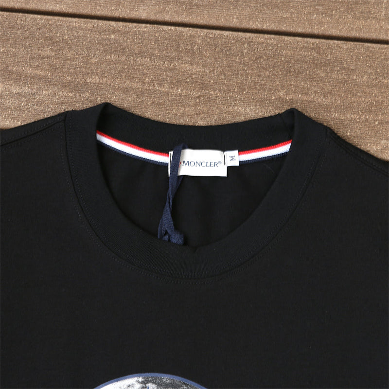 Moncler T-shirt