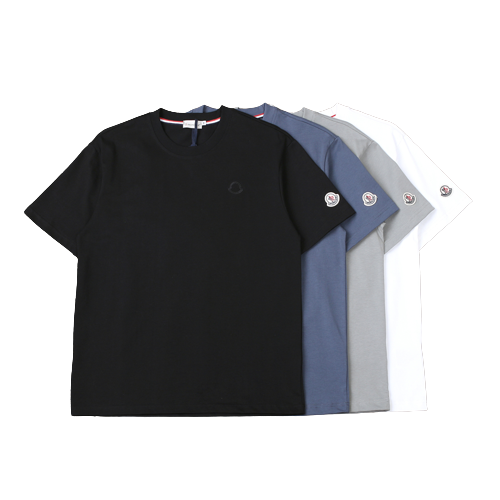 Moncler T-shirt