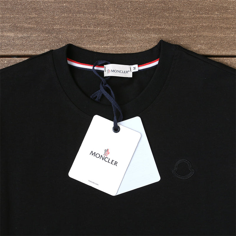 Moncler T-shirt