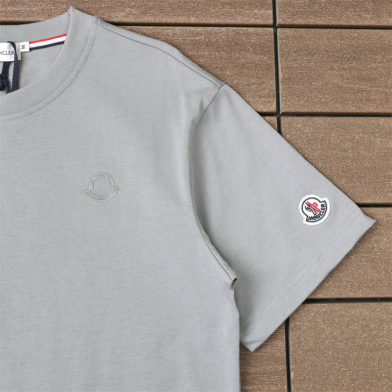 Moncler T-shirt