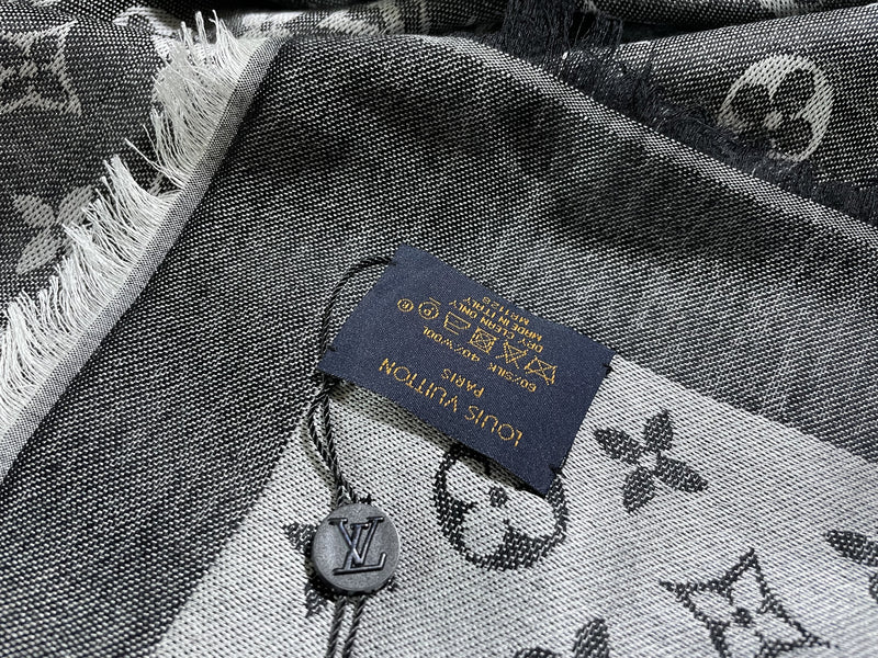 LV SCARF