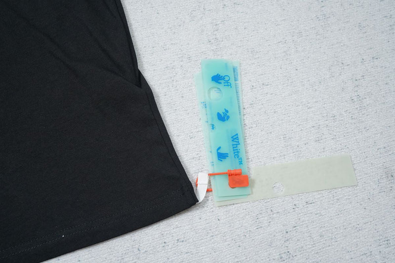 OFF WHITE T-SHIRT