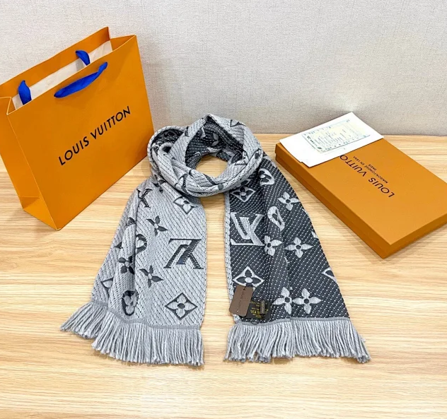 LV SCARF