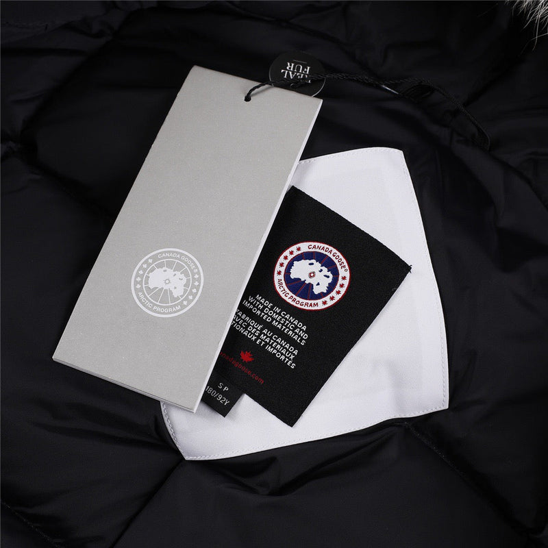 CANADA GOOSE JACKET