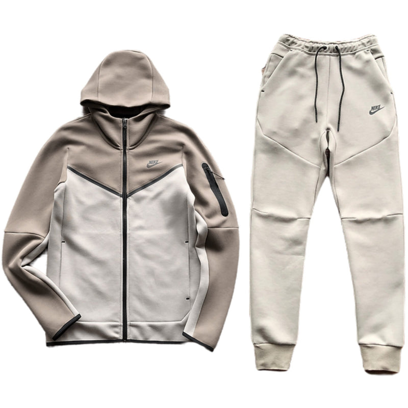 TECH FLEECE – (FULL)