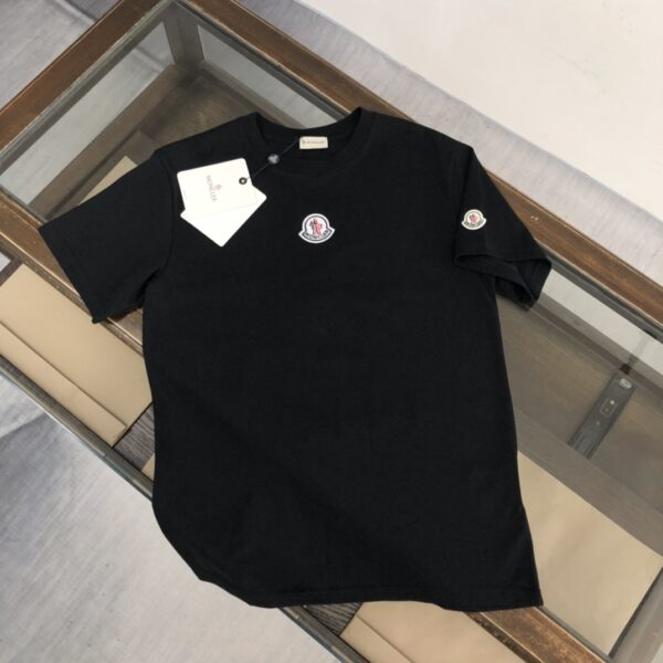 Moncler T-shirt