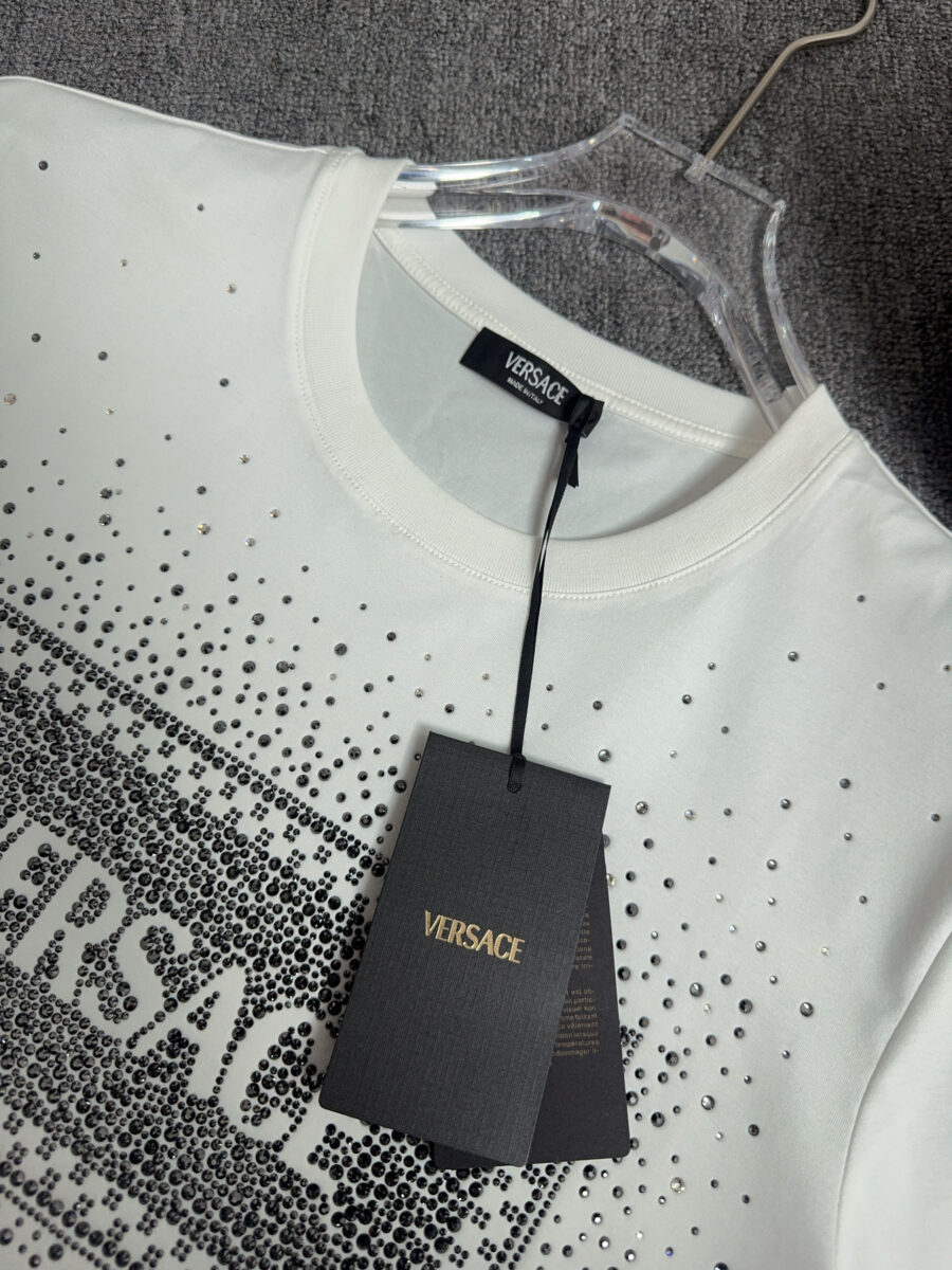 Versace t-shirt - Image 2