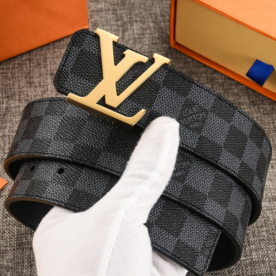 LOUIS VUITTON BELT