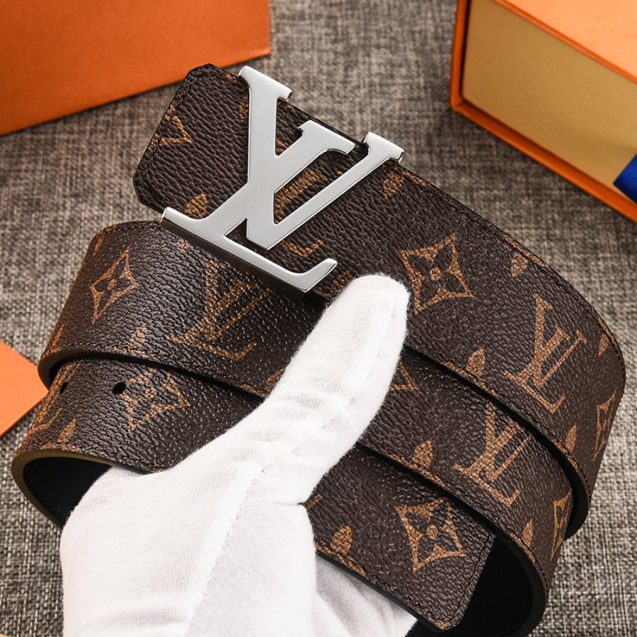 LOUIS VUITTON BELT