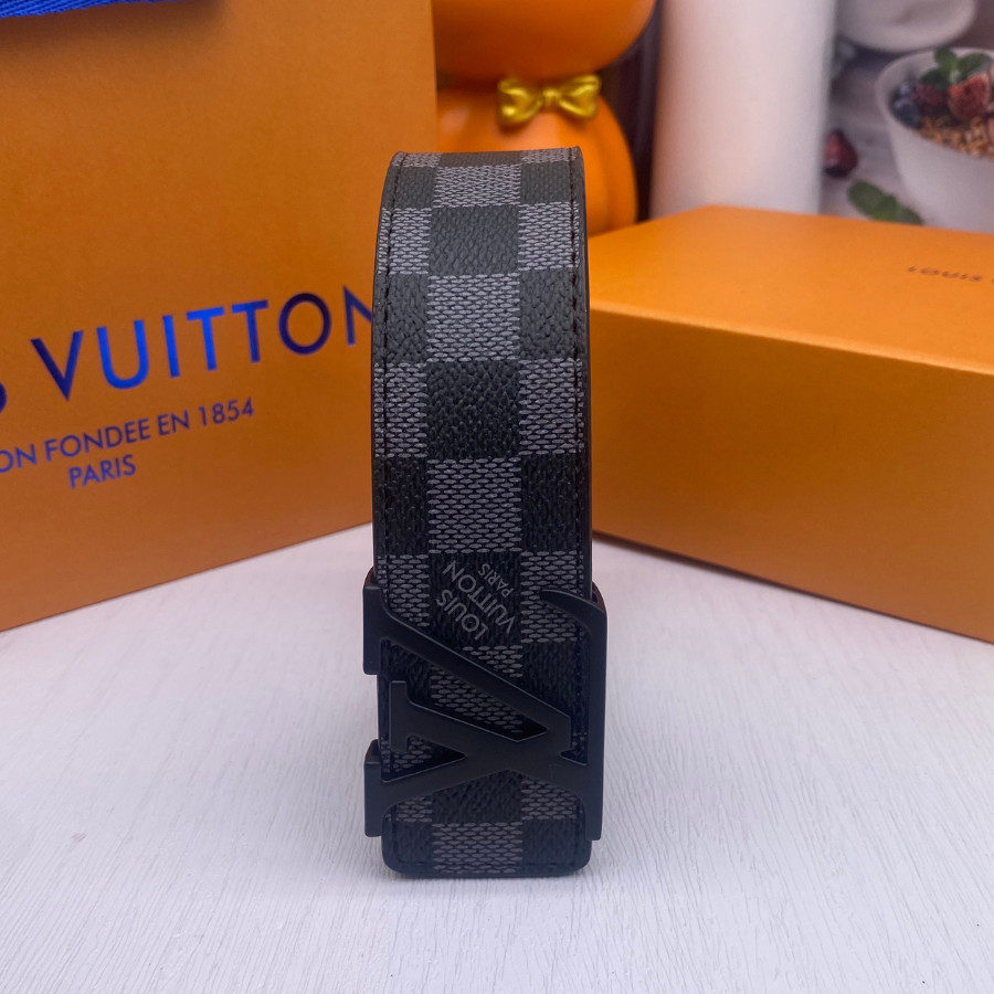 LOUIS VUITTON BELT