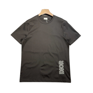 Dior t-shirt