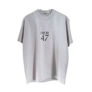 Dior t-shirt