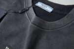 Prada t-shirt - Image 4