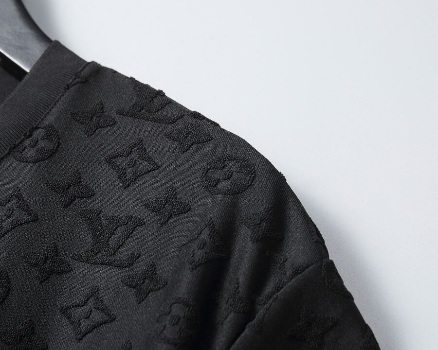 Louis vuitton short set - Image 4