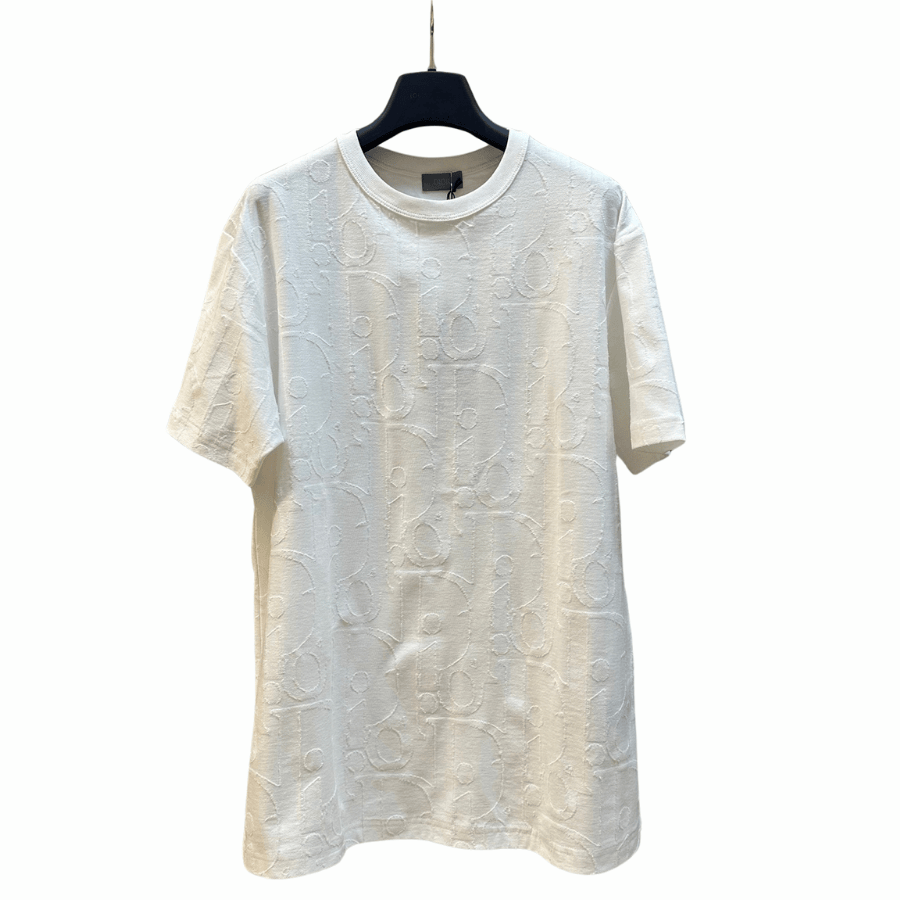 LIVIAN FUNDOS - 2025-07-04T002017.564 Dior t-shirt - Image 1