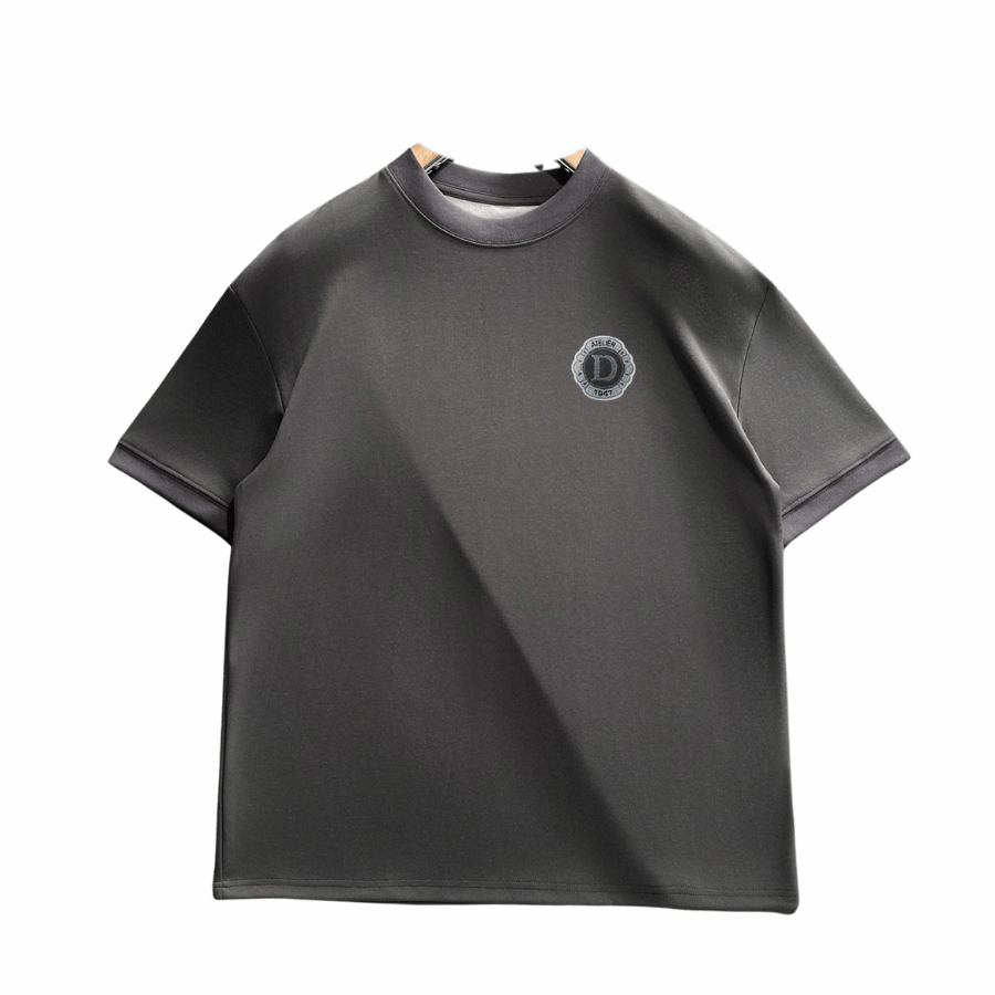 LIVIAN FUNDOS - 2025-07-06T143020.747 Dior t-shirt - Image 1