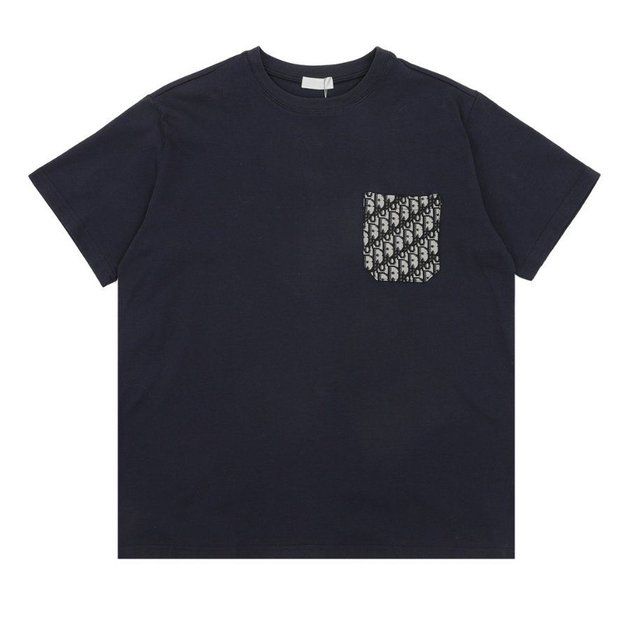 LIVIAN FUNDOS - 2025-07-07T182755.399 Dior t-shirt - Image 1