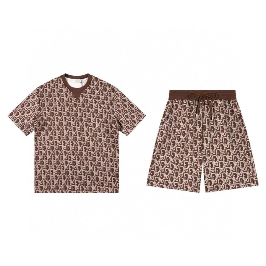 Dior short set - Image 4