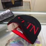 Valentino beanie - Image 2