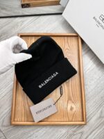Balenciaga beanie - Image 3