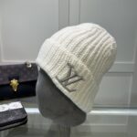 Louis Vuitton beanie - Image 3