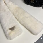 Fur Scarf & Earmuff Set Prada - Image 4