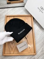 Balenciaga beanie - Image 2