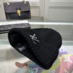 Louis Vuitton beanie - Image 2