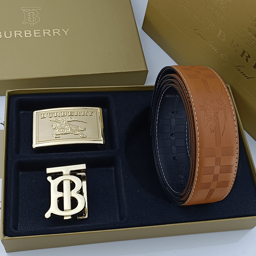 LIVIAN FUNDOS - 2025-08-07T211700.492 Burberry belt - Image 1