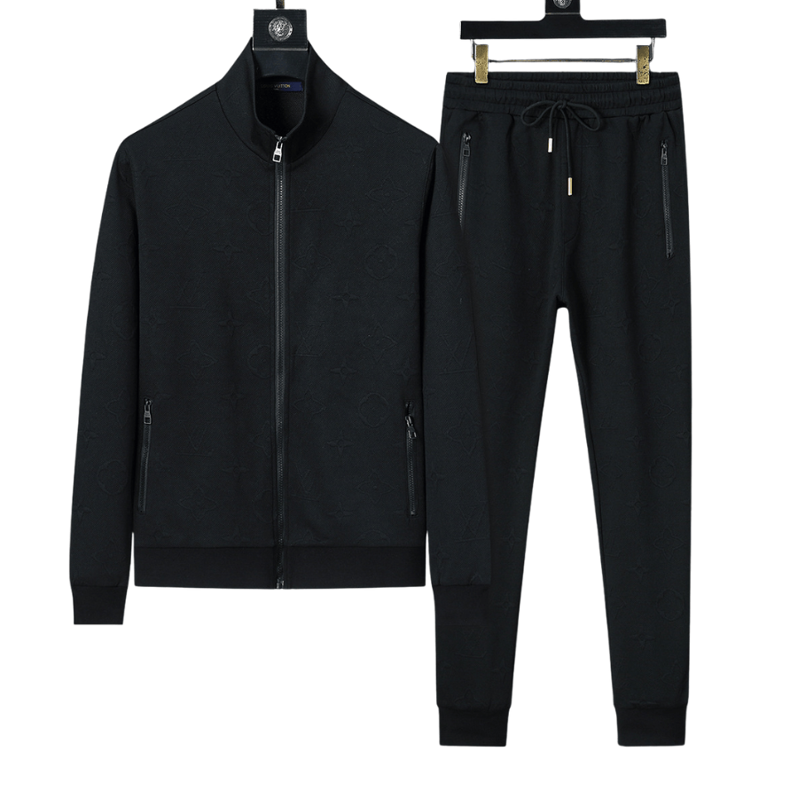 LIVIAN FUNDOS - 2025-08-27T164827.324 Louis vuitton tracksuit - Image 1