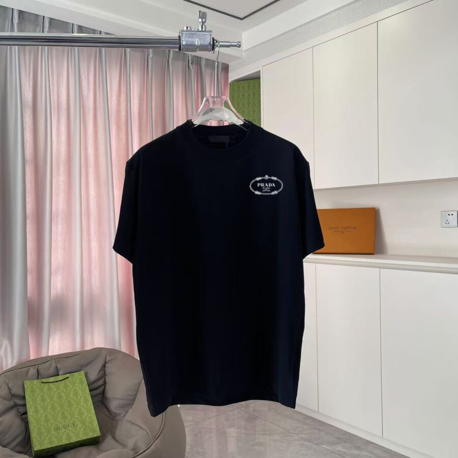 Prada t-shirt - Image 5