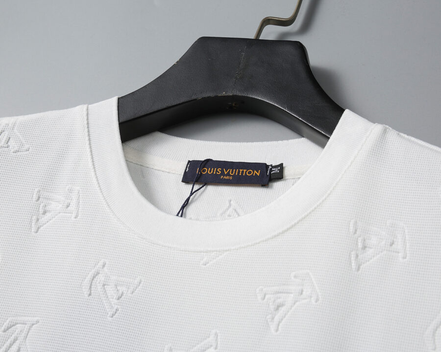 Louis vuitton short set - Image 4