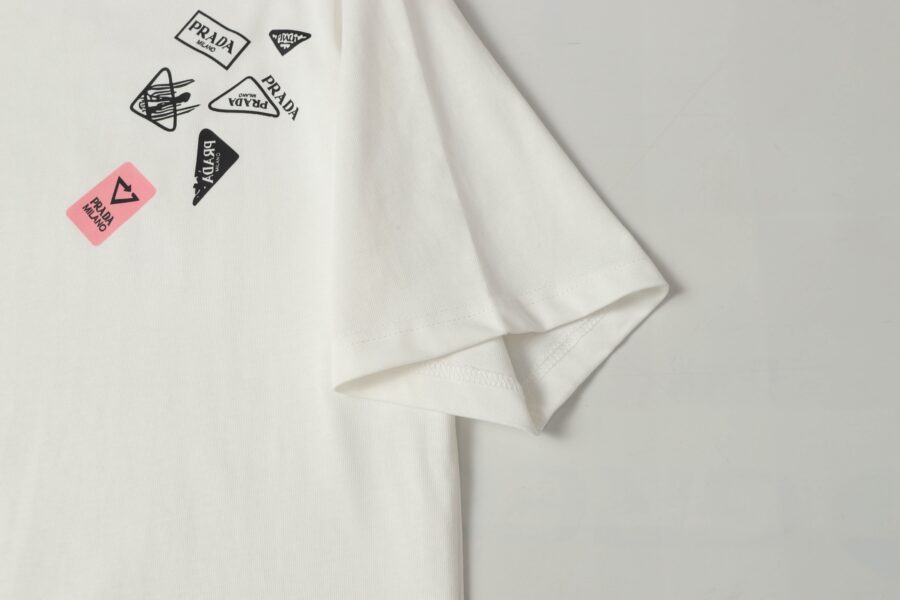 Prada t-shirt - Image 3